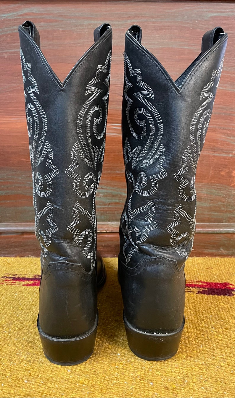 10.5 eee cowboy boots