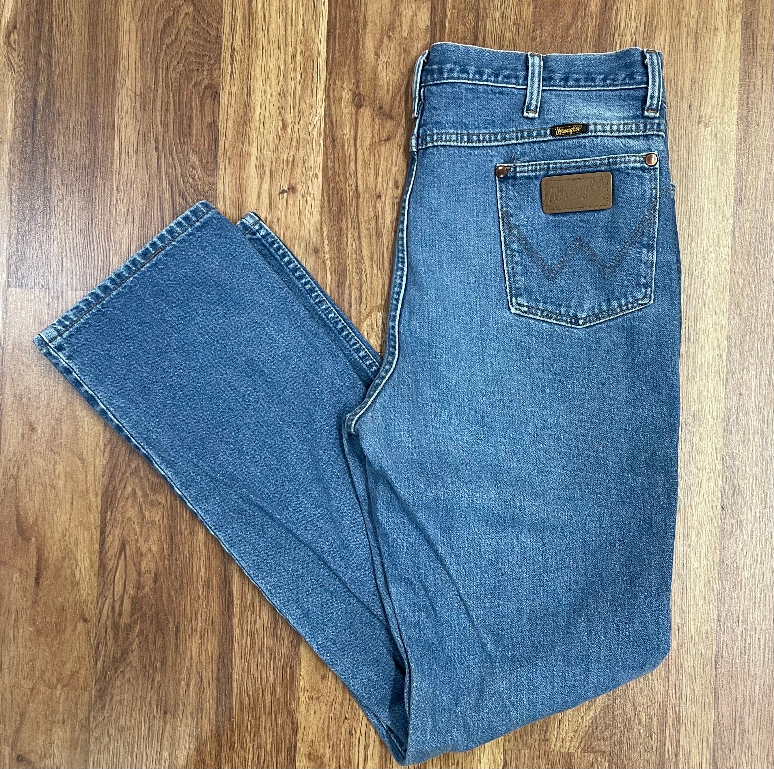 【COLOR iN ID】Step vintage denim jeans Size 29x31.5 Vintage Levi's 551ZXX Faded Blue Jeans Relaxed