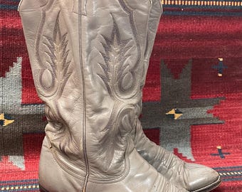 Vintage Larry Mahan Cowboy Boots: Two-tone Gray Embroidered  display picture 1