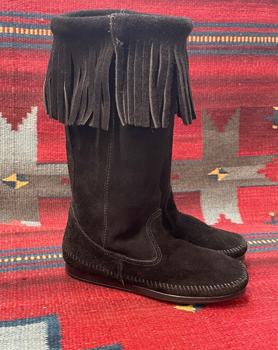 Vintage Minnetonka Ladies size  5 Black Suede Tall