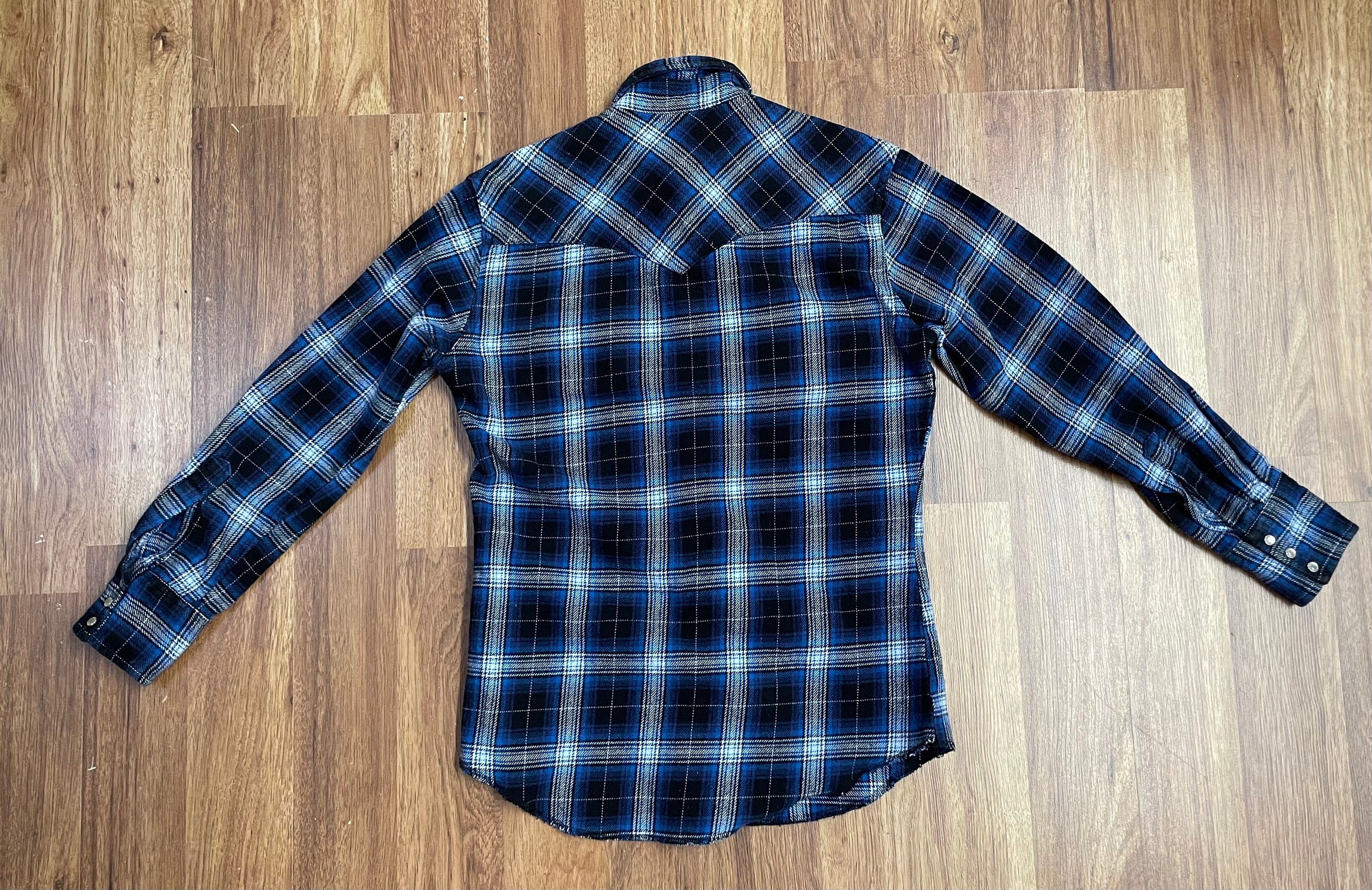 Chemise western vintage Wrangler Pearl Snap à manches Chemise western vintage Wrangler Pearl Snap à manches