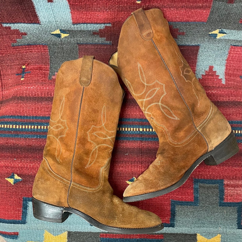 1970er / 1980er Jahre Levi's Orange Tab Herren Vintage Eingebrochene Cowboy Westernstiefel aus Wildleder Größe 12 D Bild 3