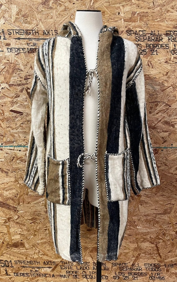 1970’s Vintage Boho Hooded Wool Sweater Coat Ladie