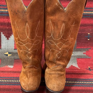 1970er / 1980er Jahre Levi's Orange Tab Herren Vintage Eingebrochene Cowboy Westernstiefel aus Wildleder Größe 12 D Bild 7