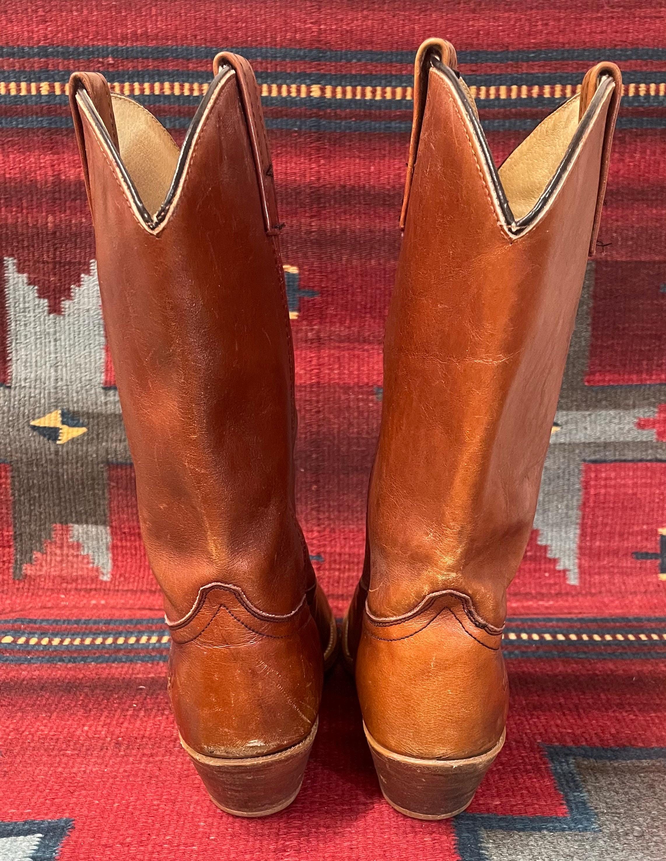 1970's / 1980's Men's Vintage Dingo Broken-in and Distressed