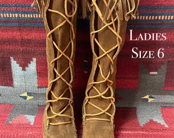 Vintage Ladies size 6 Suede Fringe Minnetonka Tall Lace Up Moccasins Knee Boots