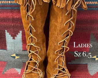 1970’s Vintage Ladies size 6.5 Suede Fringe Tall Lace Up Moccasins Knee Boots