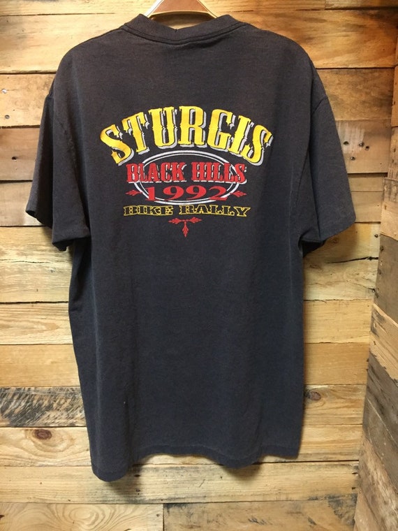STURGIS BLACK HILLS RALLY 3D 90s tシャツ Harley Davidson 1992 'Sturgis Black Hills Rally' T-Shirt
