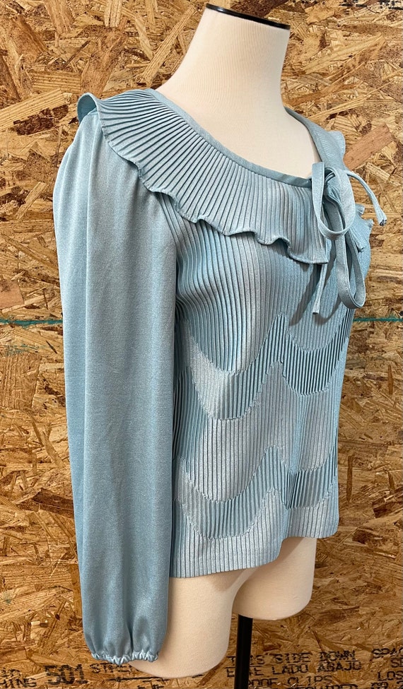 1970’s Sea Foam Light Blue Pleated Lampshade Style pu… Gem