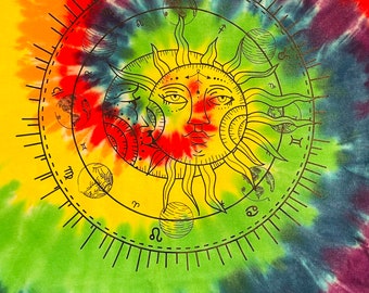 Celestial Sun Moon Astrological Print Rainbow Tie-Dye Vintage T-shirt adult size M