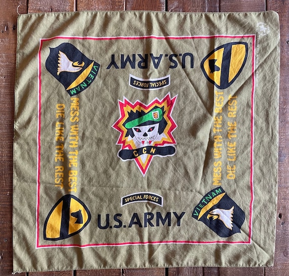 US.ARMY 80's バンダナ ベトナム戦 スカルSPECIALFORCES Vintage Broken-in Special Forces US Army Selvedge Bandana Crafted