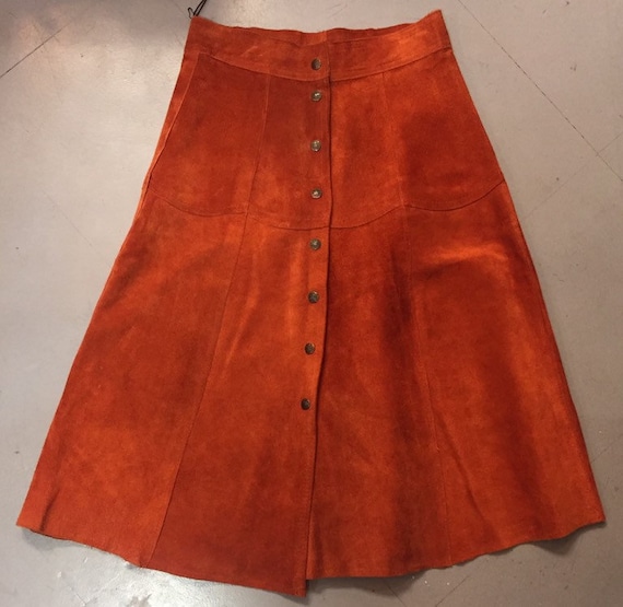 1970’s vintage rust suede Snap button Skirt