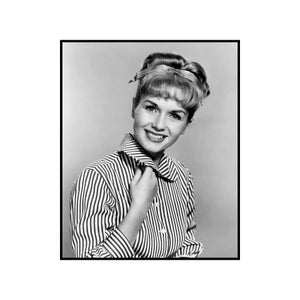 Debbie Reynolds Poster Sized Wall Art, Vintage High Resolution 300 DPI Photo : Actress, Singer, Entertainer, Digital Print Up to 20x24