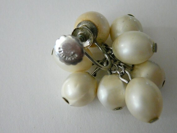 Archival RICHELIEU Earrings Pearl Cluster, Clip O… - image 4