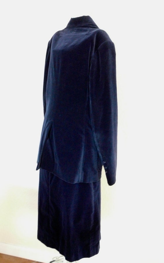 Vintage TOSCANA Beautiful Velvet Navy Blue Skirt … - image 6