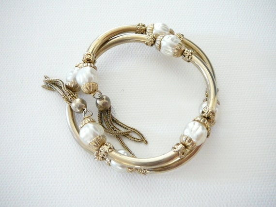 Vintage Gold Tone Pearl Coil Tassel Bracelet  - 1… - image 3