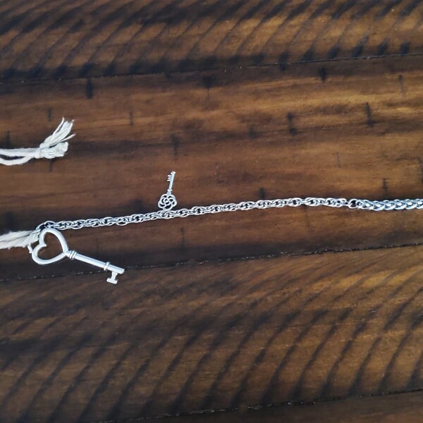 Keyblade Inspired Pendulum - Silver With String Handle