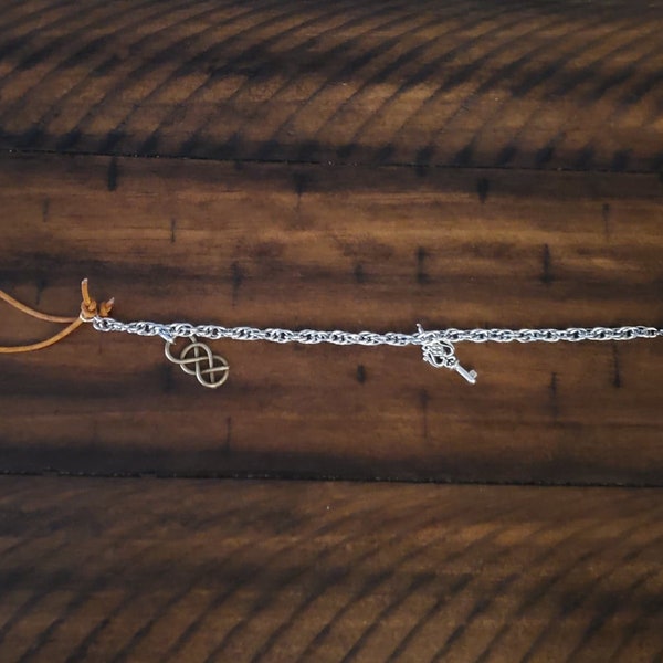 Keyblade Inspired Pendulum - Silver With Leather Handle