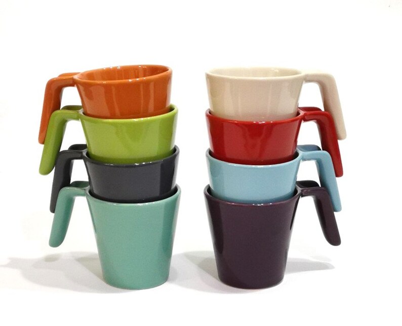 Stoneware handle mug in eight colours, medium size / Mix&match with dotted plates / Colour mug / Everyday home use / Gift essential image 3