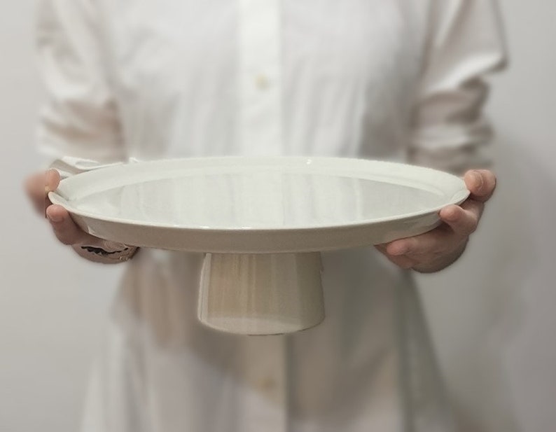 Cake stand in cream white / Stoneware footed cake plate / Gift and party essential / Everyday home use / Gift essential image 2