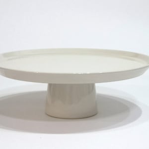 Cake stand in cream white / Stoneware footed cake plate / Gift and party essential / Everyday home use / Gift essential image 1