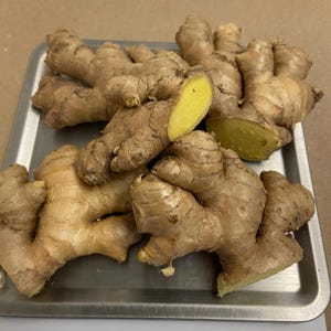 8 oz of fresh organic ginger