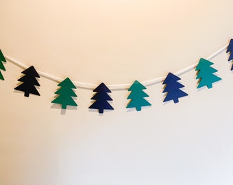 Green and black Christmas tree banner,Christmas banner,Scandinavian Christmas decor,Christmas home decor,Christmas mantel banner,simple