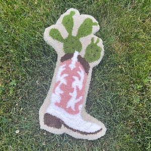 Cactus Cowgirl Boot Tufted Wall Hanging, Western Cowboy Boot Rug Wall Decor