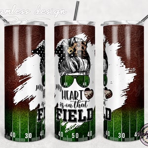 Mijn hart is op dat veld, voetbal, mijn liefde is op dat veld, rommelig broodje Tumbler 20 oz Skinny Wrap naadloze ontwerpsjabloon PNG