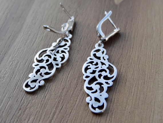 Flpruy Orecchini pendenti lunghi da donna, con infinito, in argento 925, con farfalla, colibrì, libellula, zampa, girasole, api, gioielli per donne e ragazze, Argento