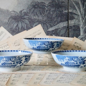 Set of 3 Vintage Dutch Blue and White Delftware pottery Cabinet Bowl Chinoiserie style