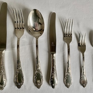 Antique Silver Plated Cassette Box Cutlery &#39;LouisXVI&#39; Shape