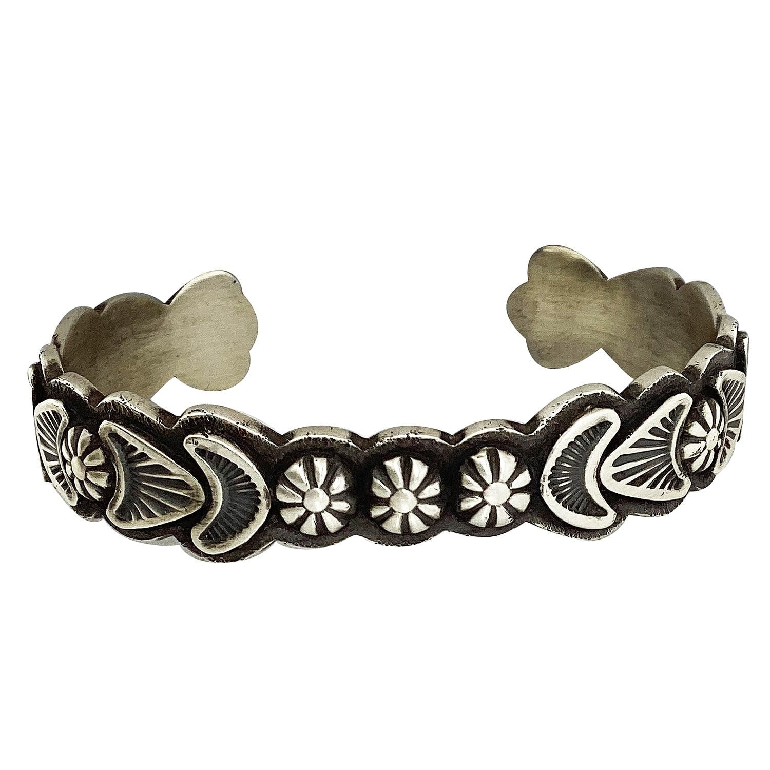 Important Aaron Anderson 'Lightning Bolt' Native American Jewelry Silver Navajo Bracelet Important Aaron Anderson 'Lightning Bolt' Native American Jewelry Silver Navajo Bracelet