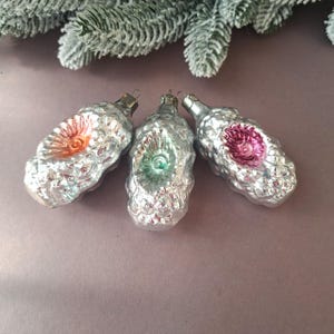 Christmas ornaments Retro Christmas decor 3 pcs Vintage glass ornament Xmas Tree decoration Blown glass decoration Xmas ornaments