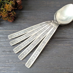 Vintage flatware Retro tablespoons Table spoons silverware Set of 5 Melchior spoon