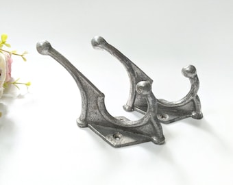 Vintage coat hooks, Set of 2, Metal wall hook, Rustic hangers