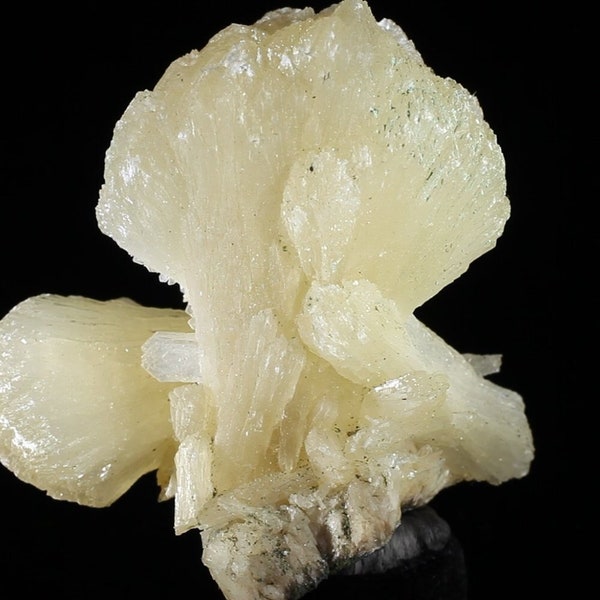 Stilbite Crystal Cluster ~60mm | MSI063