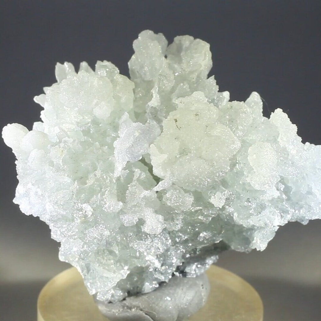 Zincite Crystal Cluster ~48mm | XZC139 - Etsy Zincite Crystal Cluster ~48mm | XZC139 - Etsy