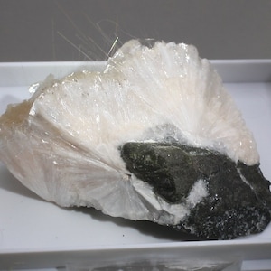 Mesolite Mineral Specimen ~40mm | MMES003