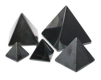 Hematite Pyramid | YHE