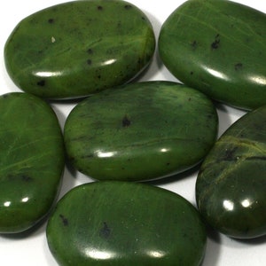Jade Massage Stone -~45mm | MSJA3