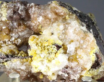 ミメタイト　鉱物標本 ミメタイトおよびウルフェナイト鉱物標本 |サンフランシスコ鉱山