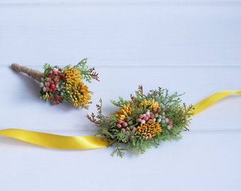 Ladies White Cala /& Orange Lapel//Wrist//Handbag Corsage