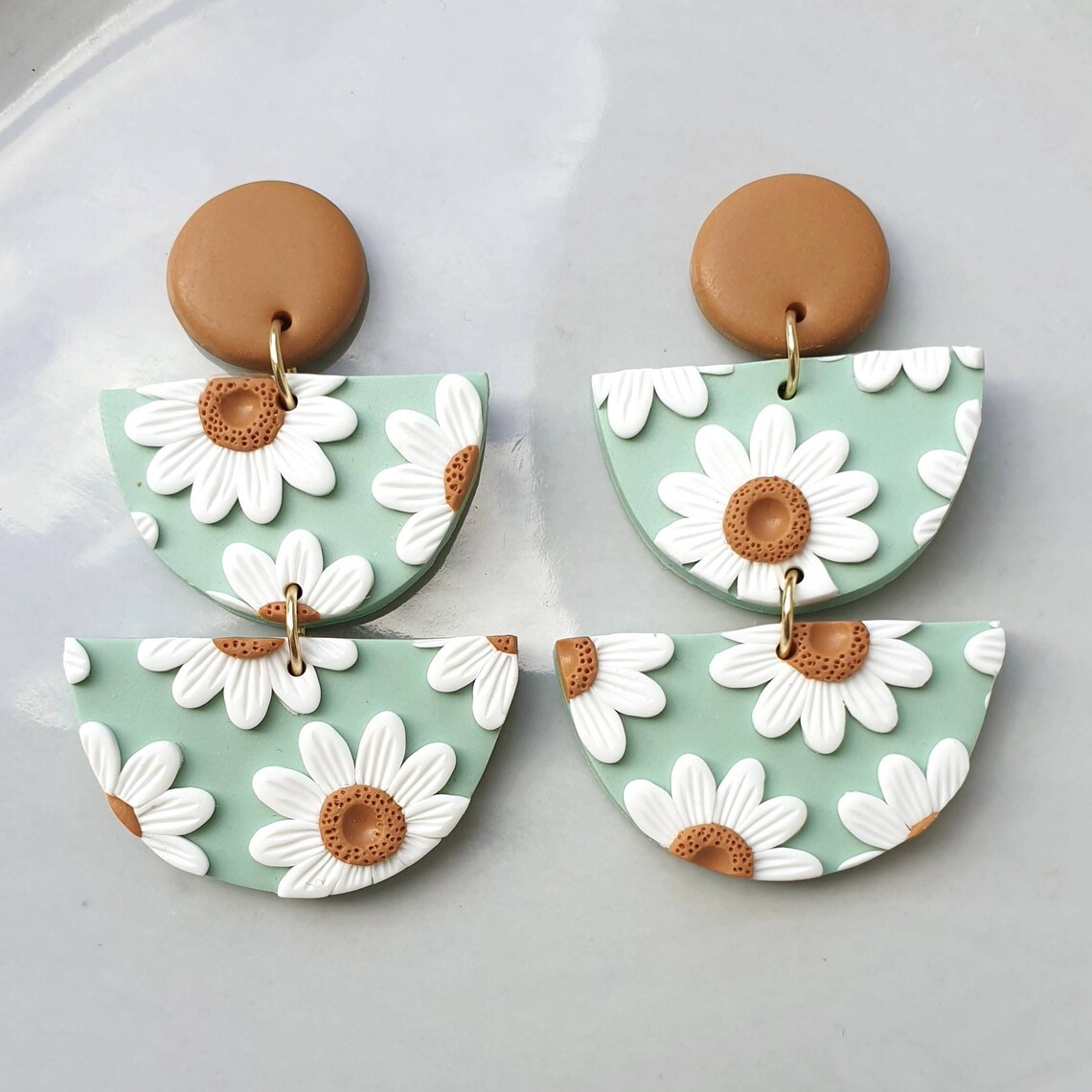 Daisies polymer clay dangle earrings Etsy