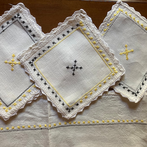 French embroidered table cloth and six napkins