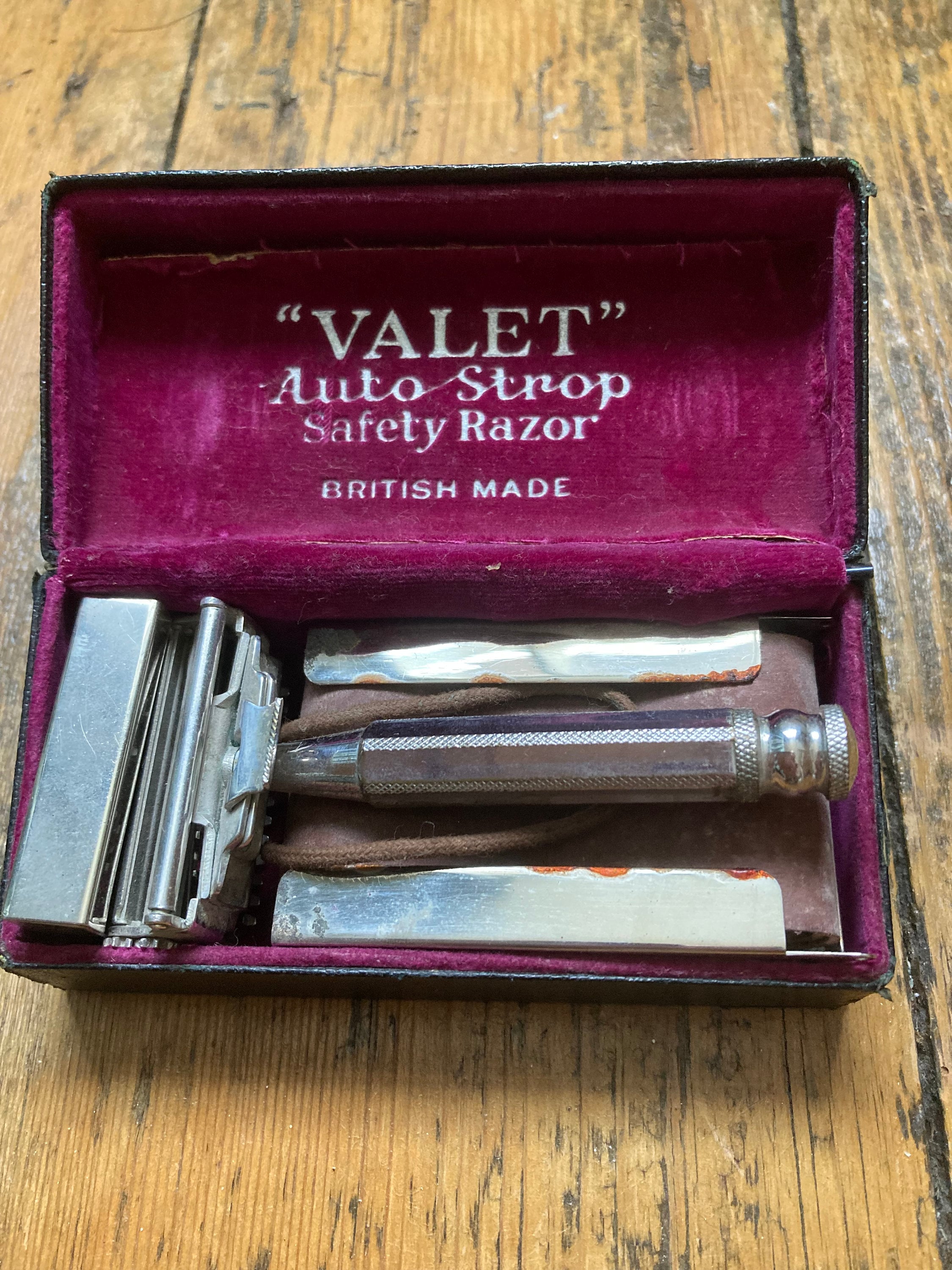 Vintage Velvet Safety Razor Glass - Unique Blade Sharpener for