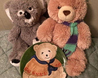 A lovely Italian teddy bear plate.