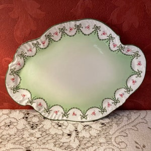 William Alsager and Adderley Chippendale cake plate
