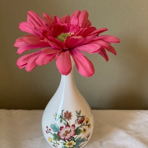 Vintage Coalport bud vase, Ming Rose pattern