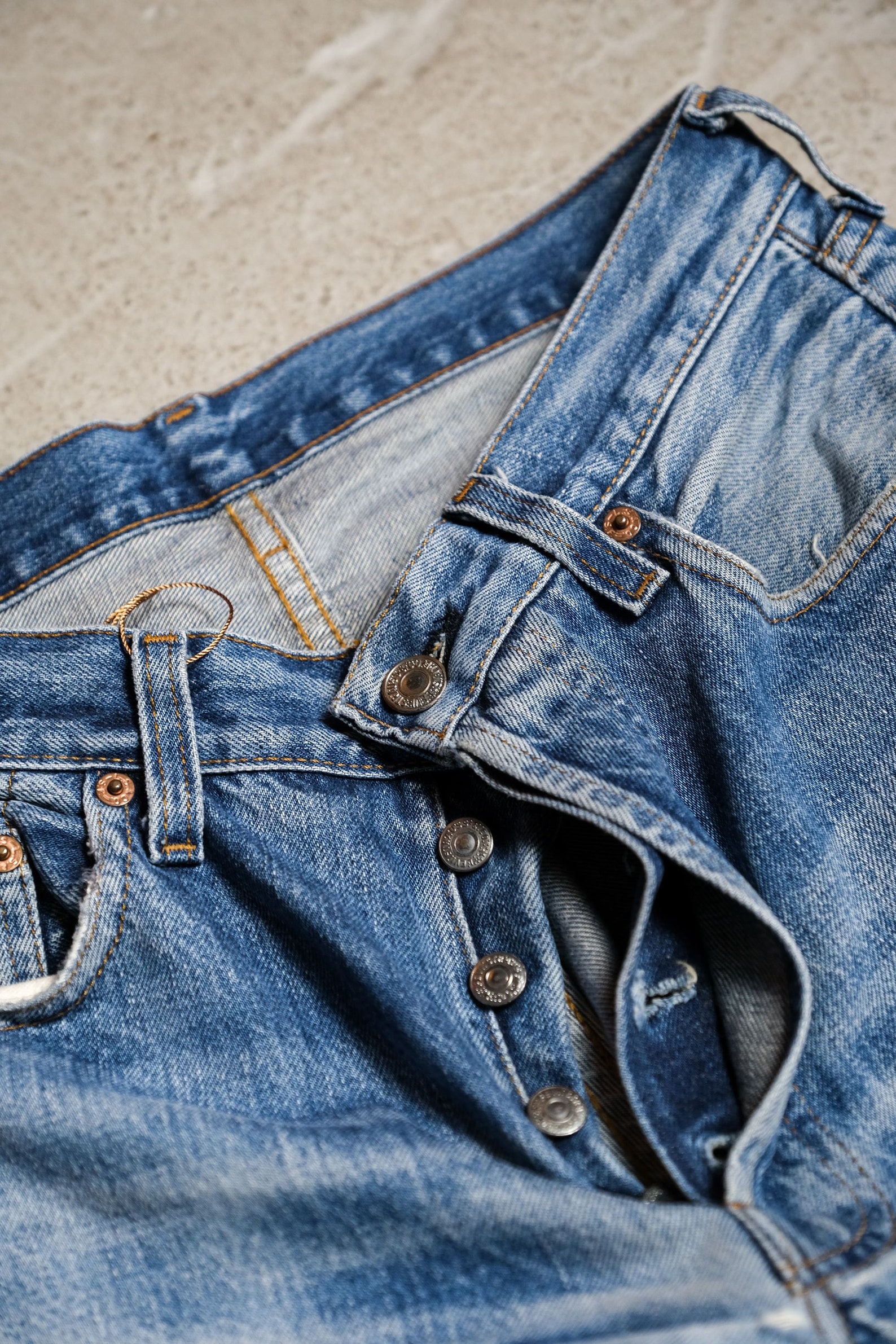 Jean Levi's 501 Big E Selvedge Reproduction 1944 - Taille 38, Brut, Occasion TB